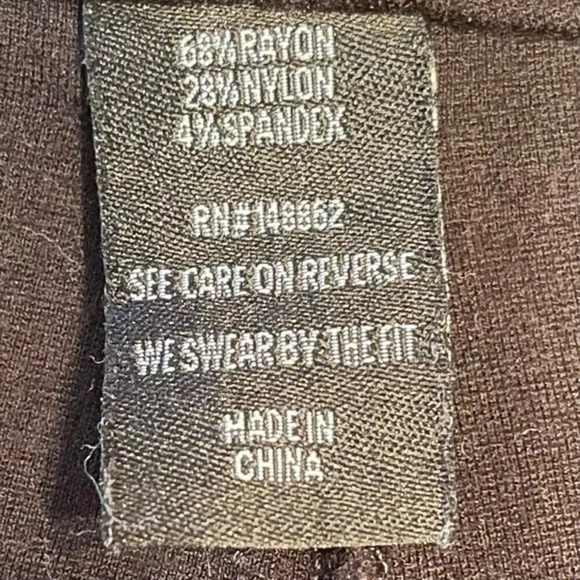 Torrid Ponte pants, size 24R - Picture 4 of 5